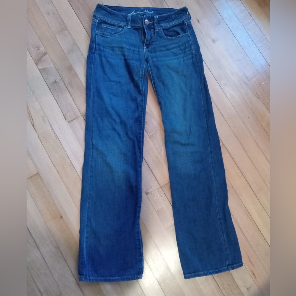 Women’s American Eagle bootcut jeans size 6 long